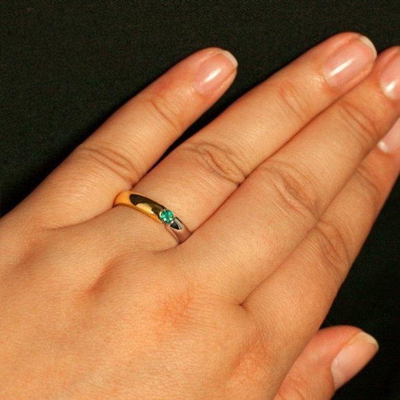 Natural Alexandrite White and Yellow Gold Wedding Ring Band - Picture 6 of 7